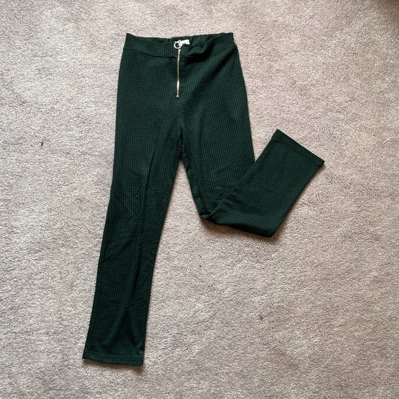 Urban Outfitters Green Cropped Pants - Picture 2 of 10